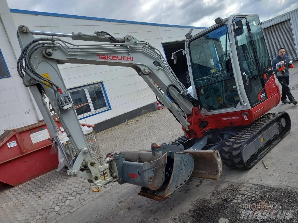 Takeuchi TB 240 Mini rýpadla < 7t