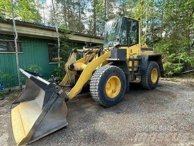 Komatsu WA 180-3 Kolové nakladače