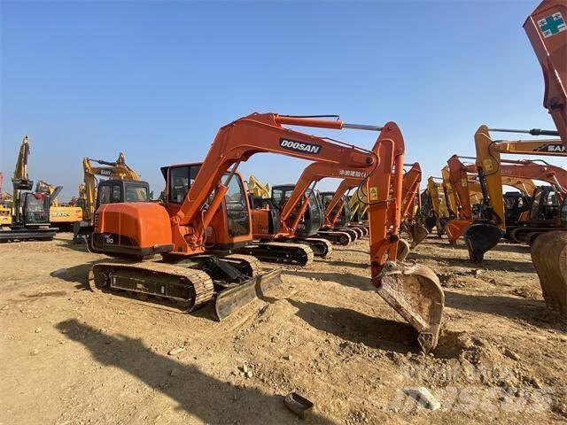 Doosan DX80 Mini rýpadla < 7t