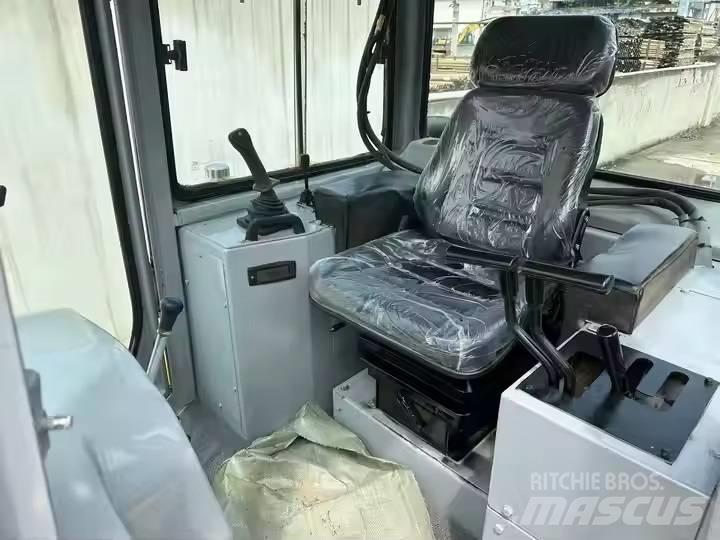 CAT D 6 R Pásové dozery
