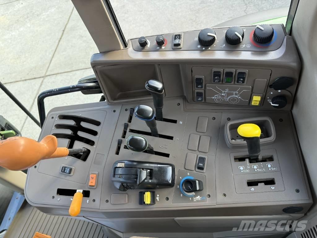 John Deere 6150 M Traktory