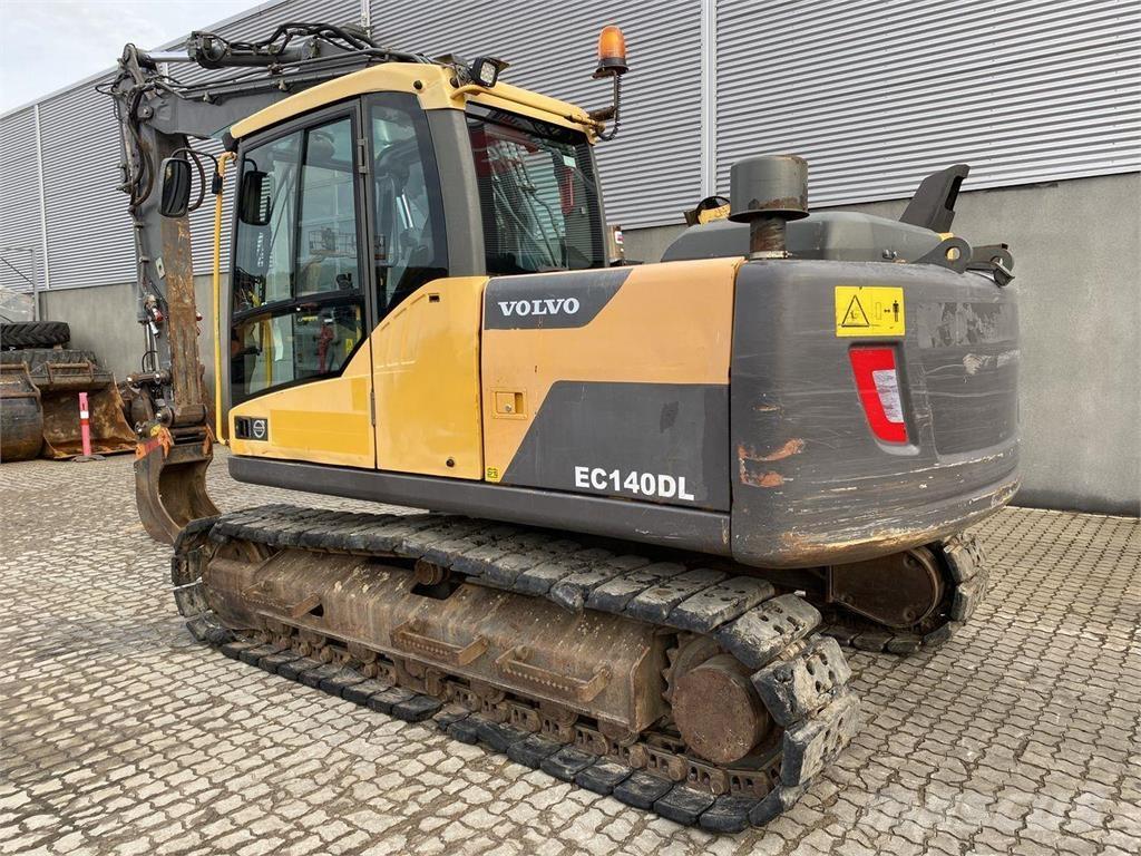 Volvo EC140 Pásová rýpadla