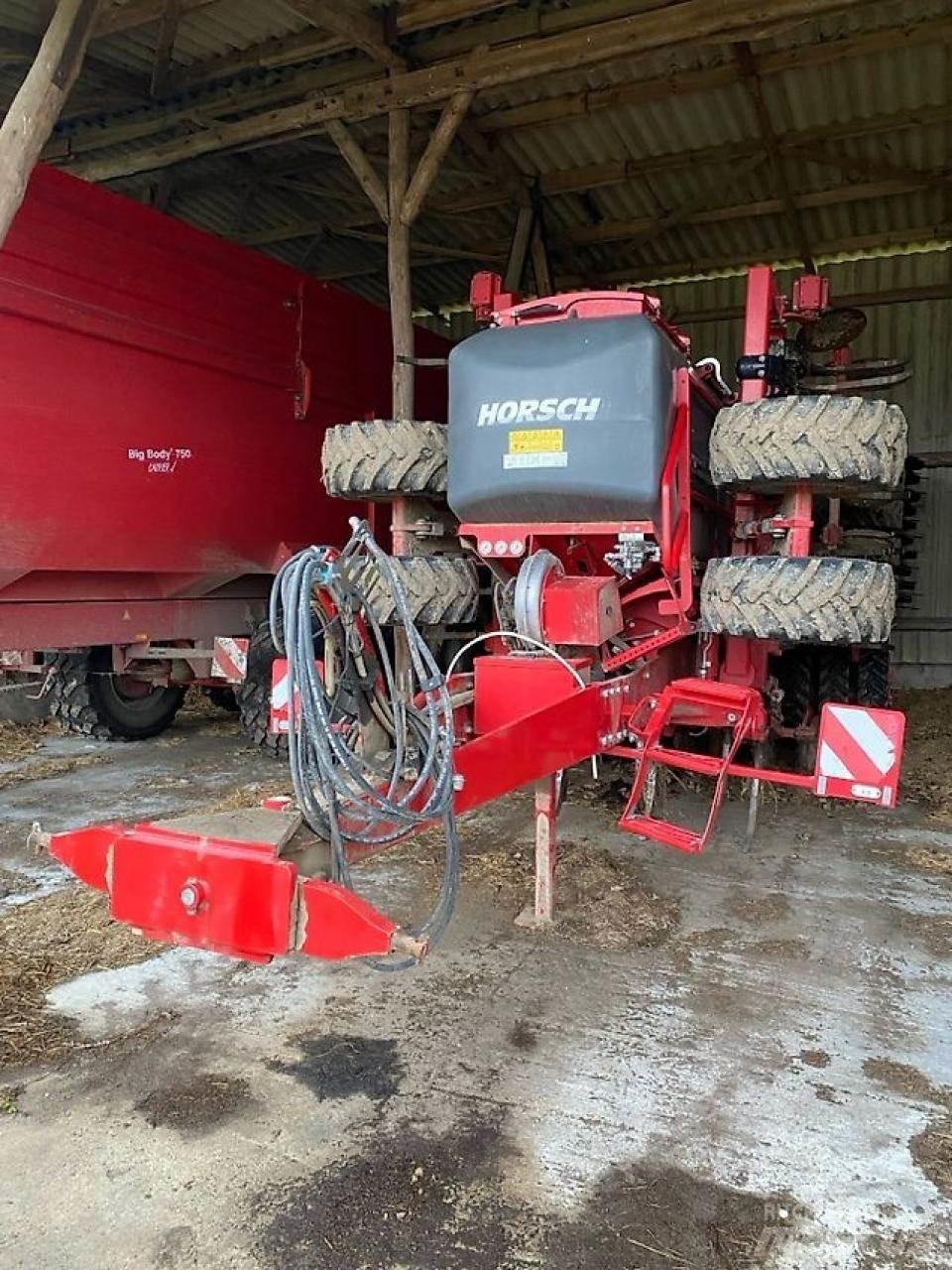 Horsch Focus 6 TD Kombinované secí stroje