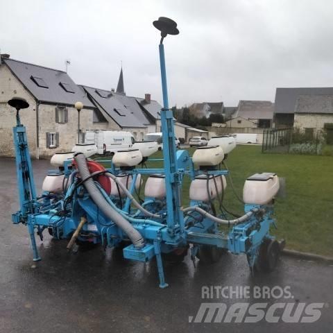 Monosem NG+4 6R Mechanické secí stroje