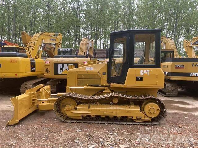 CAT D5G Pásové dozery