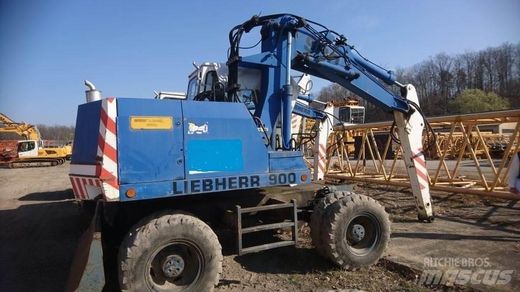 Liebherr A900-C Kolová rýpadla
