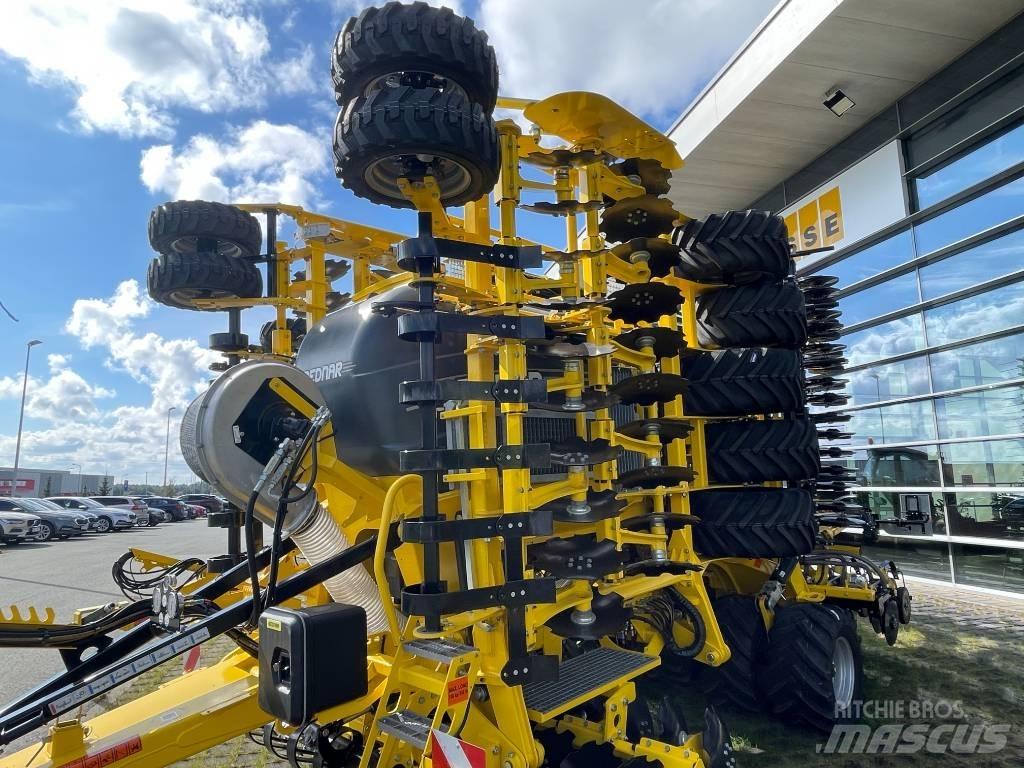 Bednar Omega 8000L Mechanické secí stroje