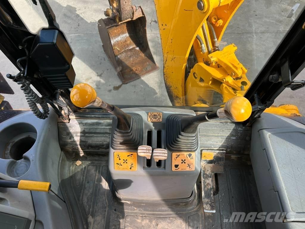 JCB 3 CX Rýpadlo-nakladače