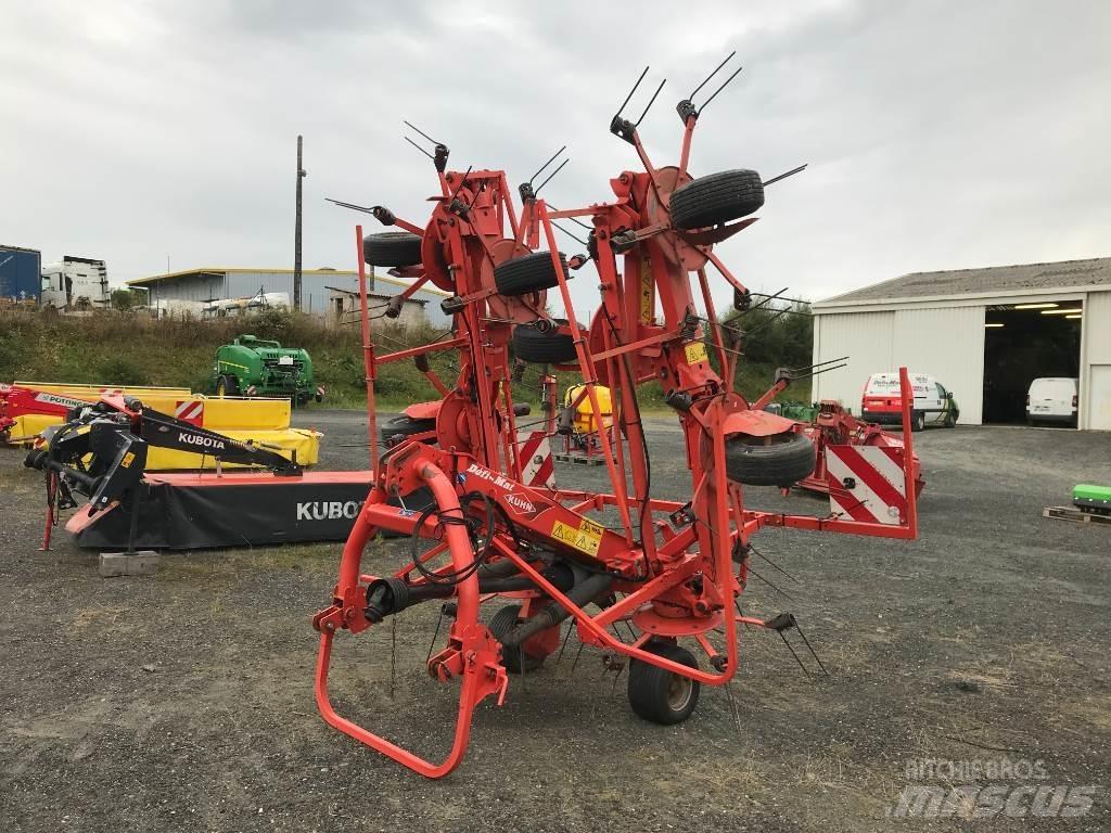 Kuhn GF 8702 Obraceče a shrabovače sena