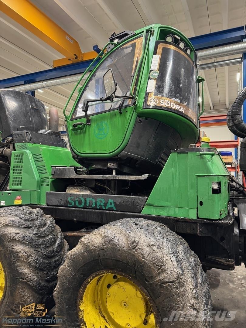 John Deere 1510E Vyvážecí traktory