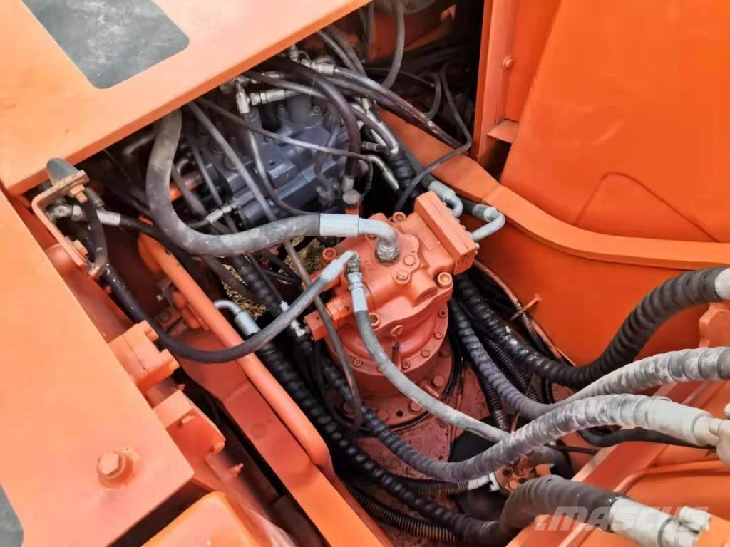 Doosan DH 220 LC-7 Pásová rýpadla