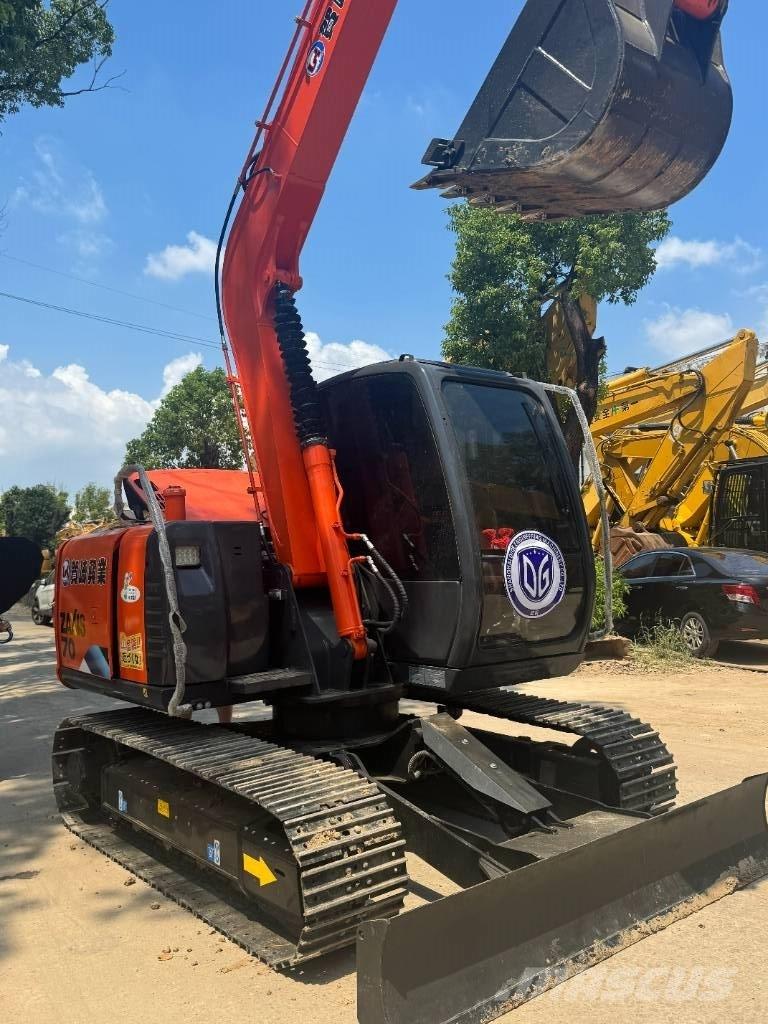 Hitachi ZX 70 Pásová rýpadla