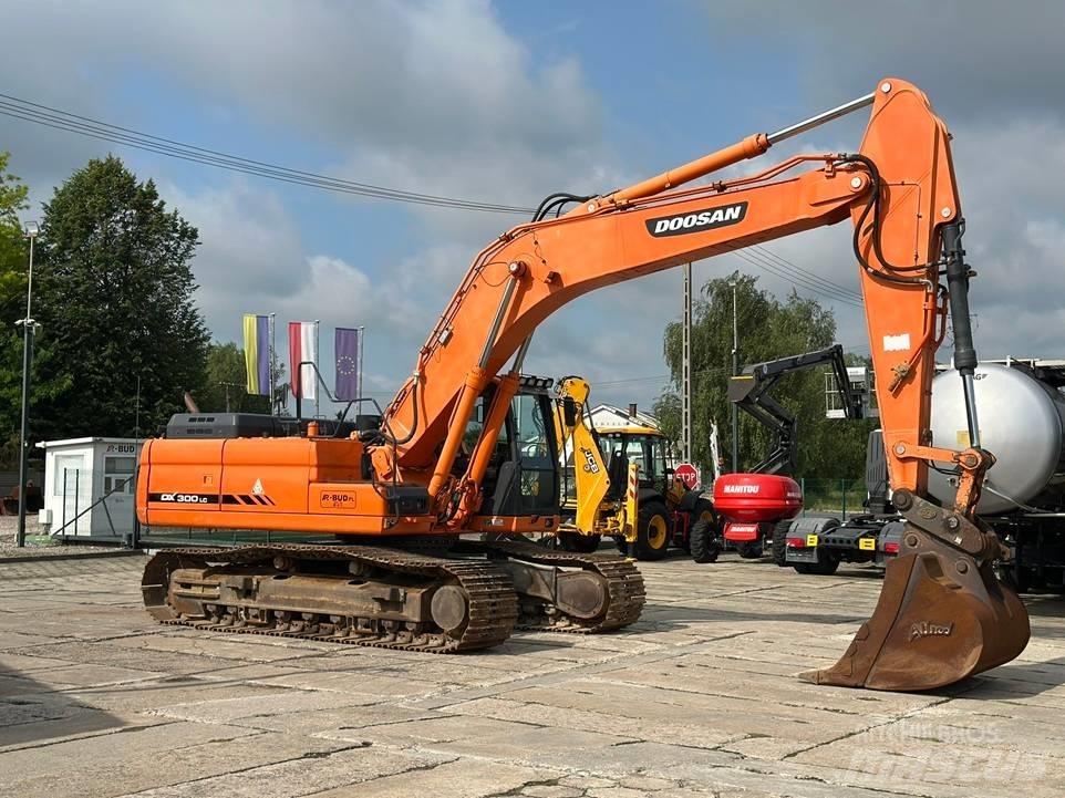 Doosan DX 300 LC-3 Pásová rýpadla