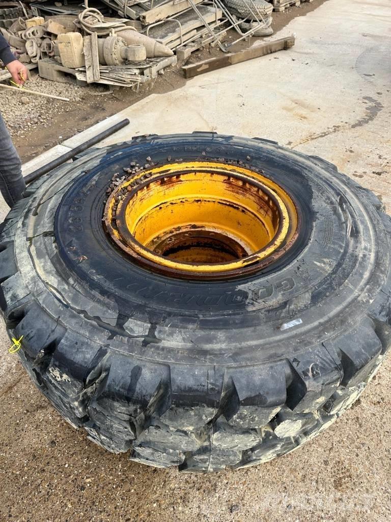 Goodride 23.5R25 Pneumatiky, kola a ráfky