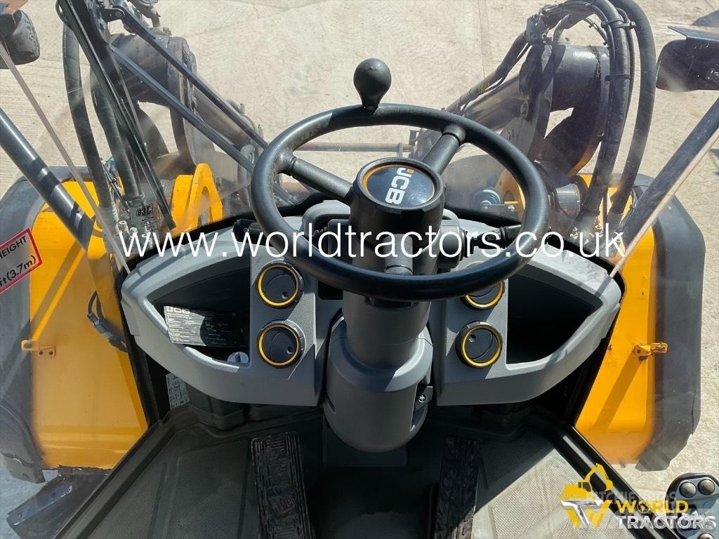 JCB 457 AGRI Kolové nakladače