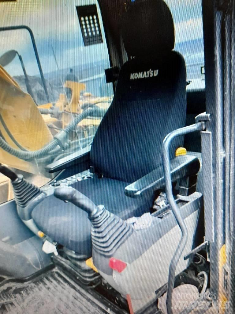 Komatsu HB 215 LC-1 Pásová rýpadla