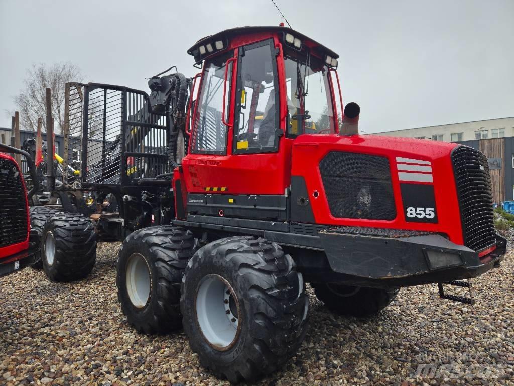 Komatsu 855 Vyvážecí traktory
