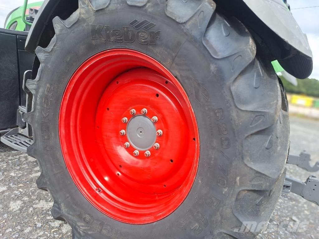 Fendt 720 Vario Traktory