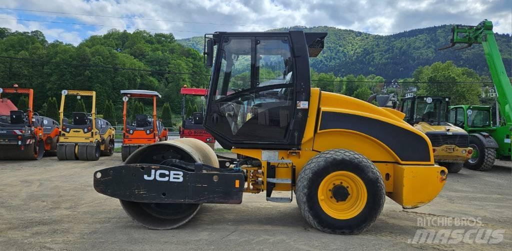 JCB Vibromax WM 75 D Tahačové válce