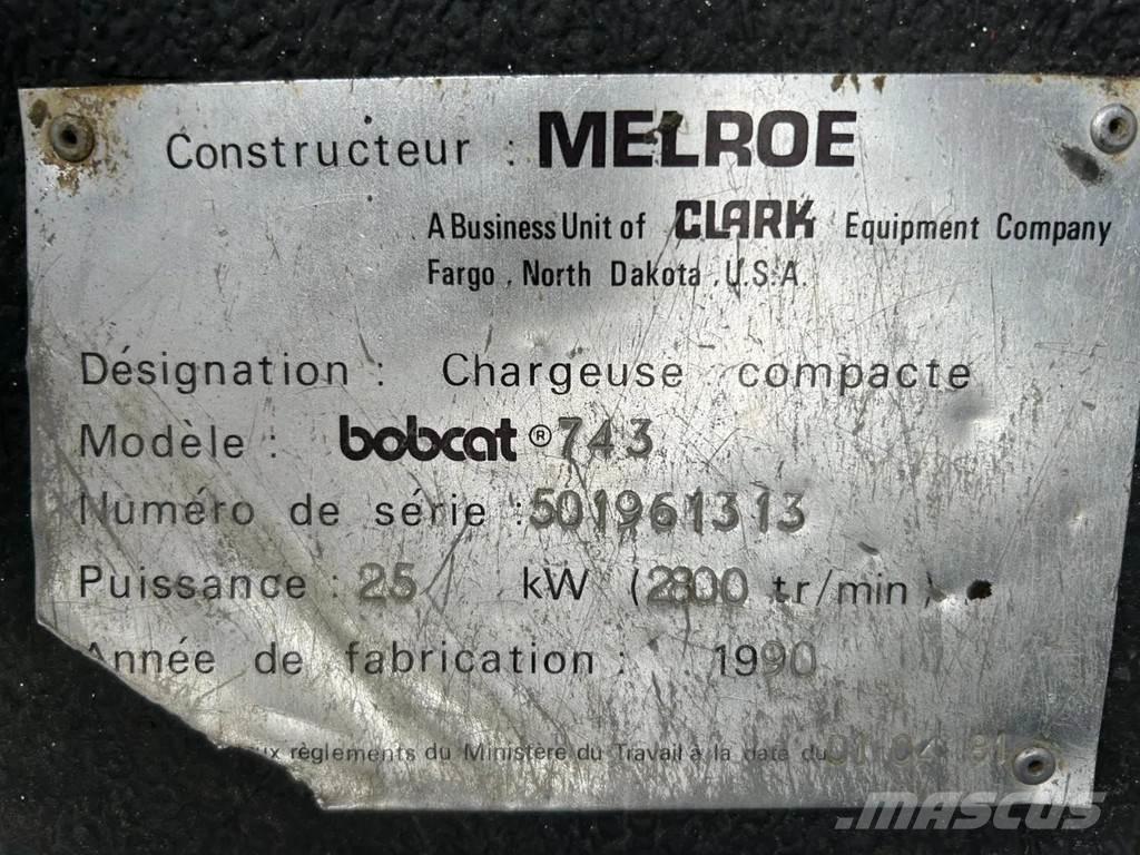Bobcat 743 Smykem řízené nakladače