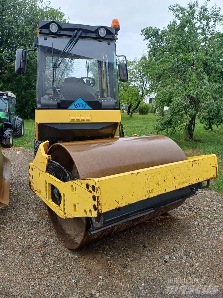 Wacker Neuson ET 90 Midi rýpadla 7t - 12t