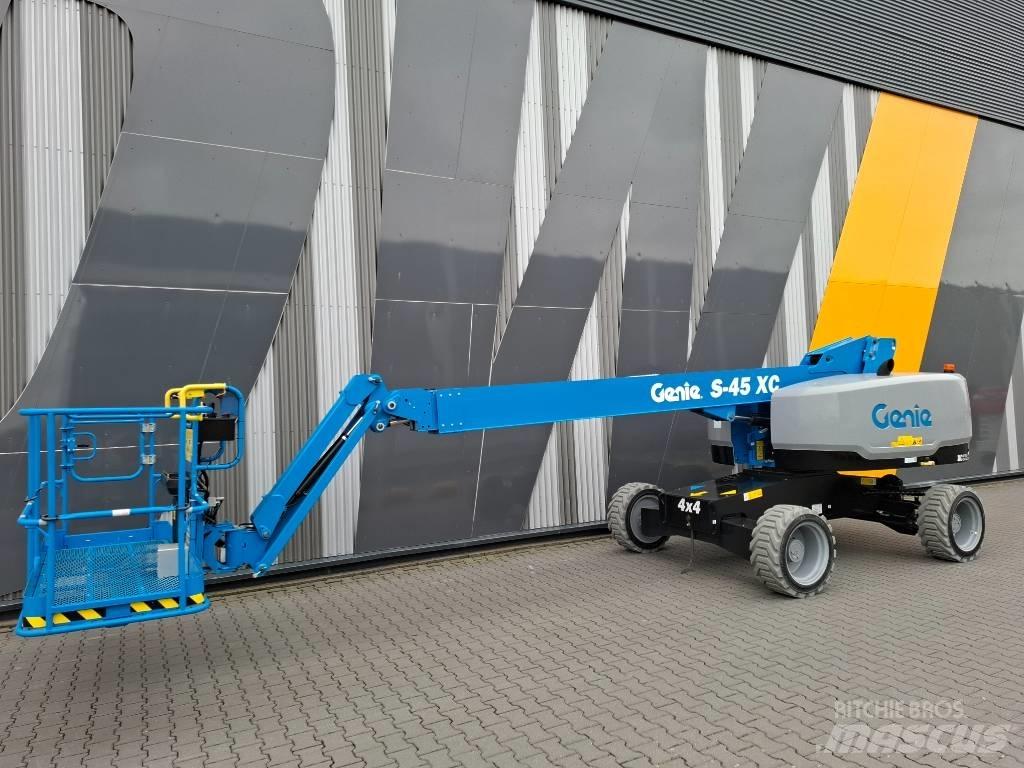 Genie S-45XC Teleskopické plošiny