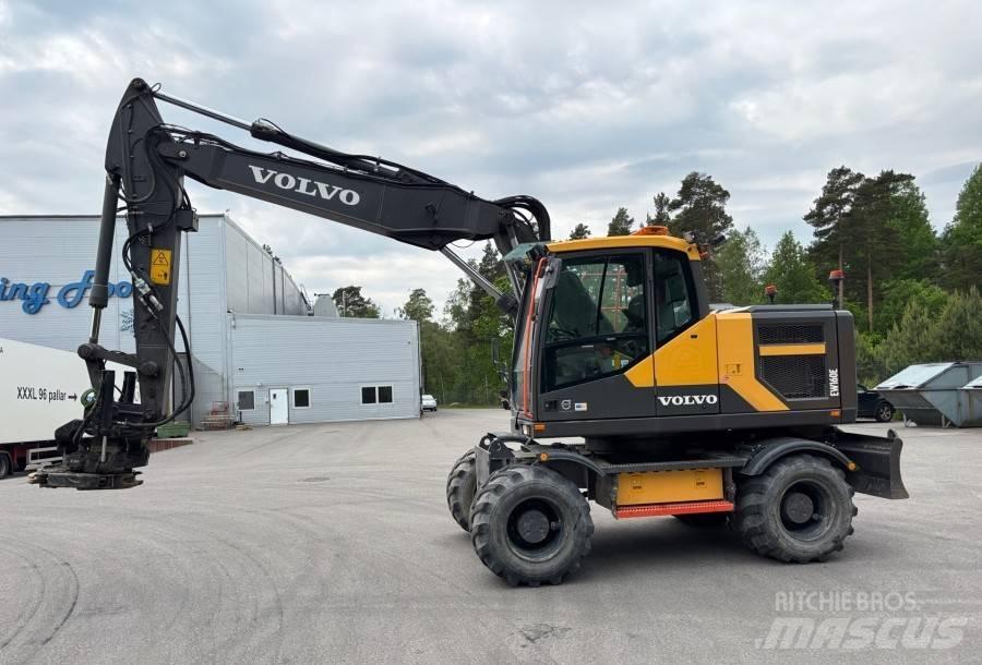 Volvo EW160E Kolová rýpadla