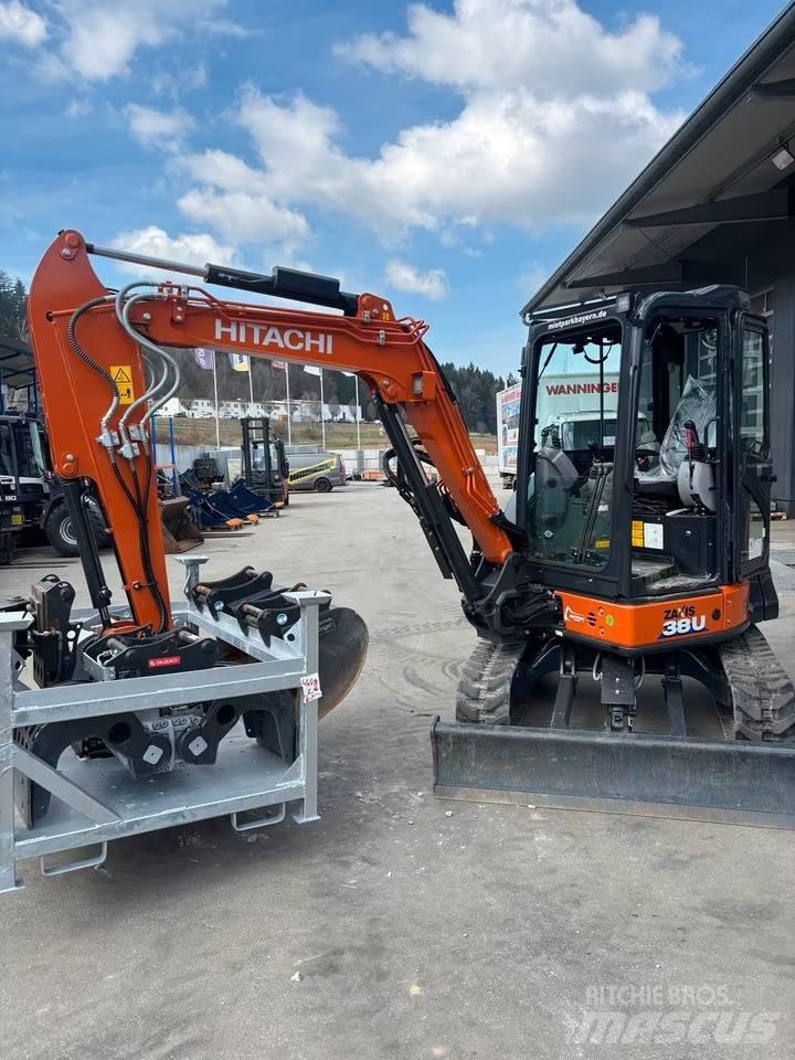 Hitachi ZX38U P-Line Mini rýpadla < 7t