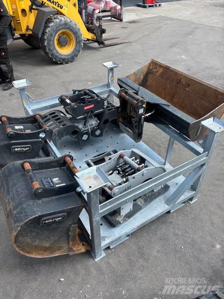 Hitachi ZX38U P-Line Mini rýpadla < 7t