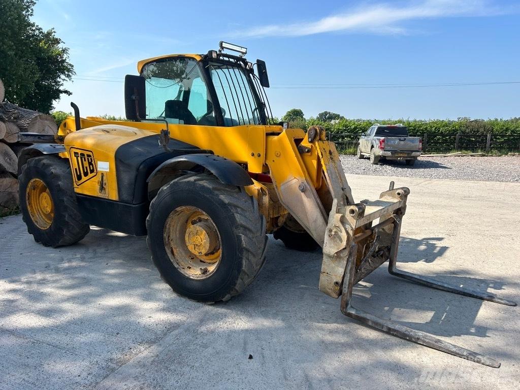 JCB 531-70 Teleskopické manipulátory