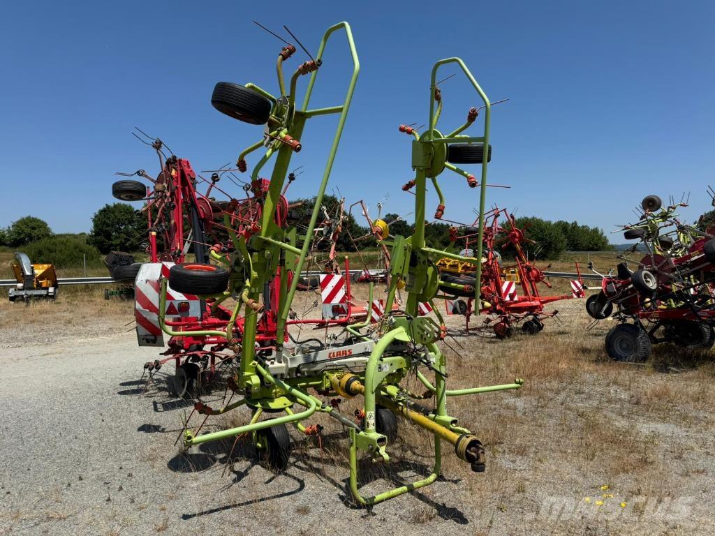 CLAAS VOLTO 670 Obraceče a shrabovače sena