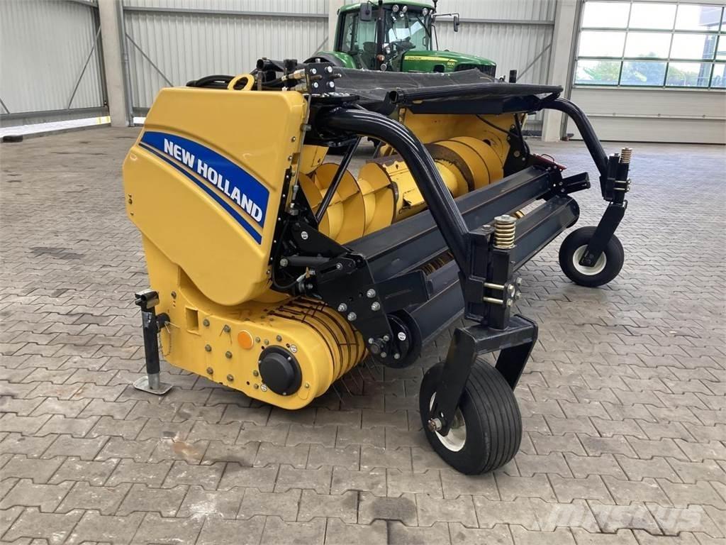 New Holland FR700 Samojízdné sekačky