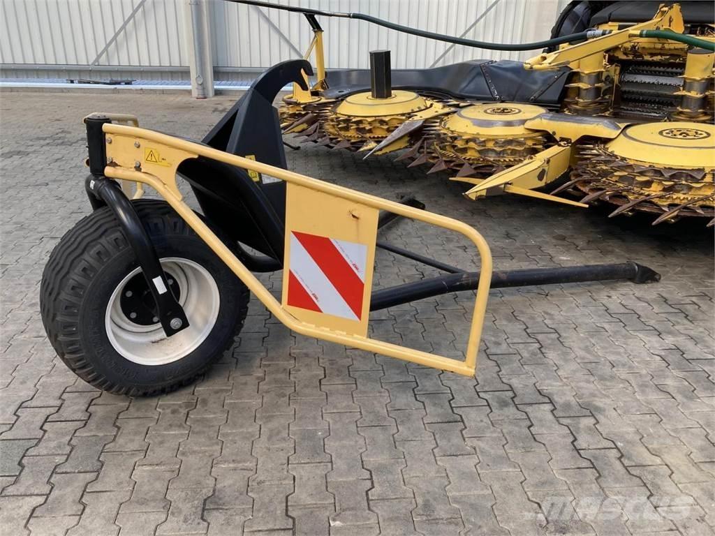 New Holland FR700 Samojízdné sekačky