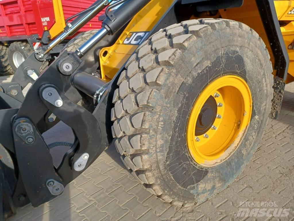 JCB 427 HT Kolové nakladače
