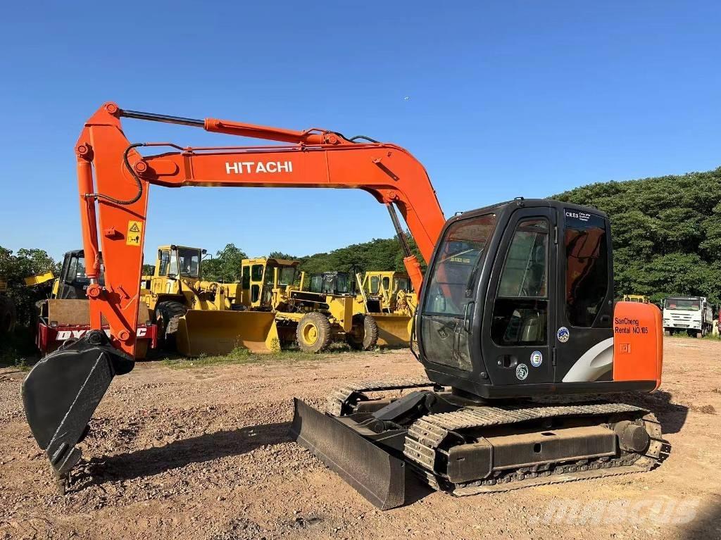 Hitachi ZX70 Midi rýpadla 7t - 12t