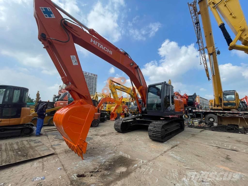 Hitachi ZX 240 Pásová rýpadla