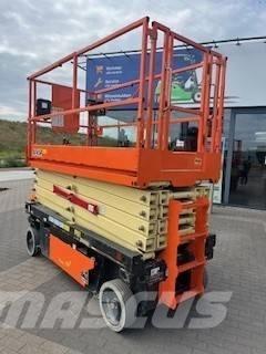 JLG 4045R Nůžková zvedací plošina