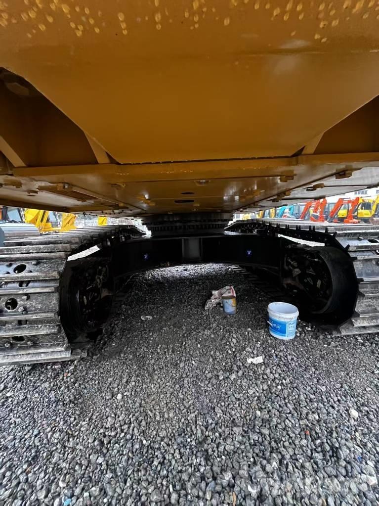 CAT 349 D2 Pásová rýpadla