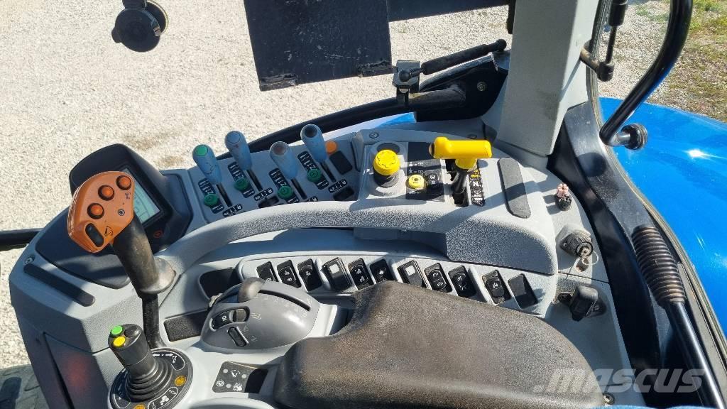 New Holland T6080 Traktory