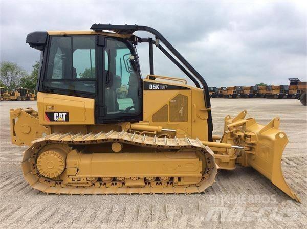 CAT D 5 K LGP Pásové dozery