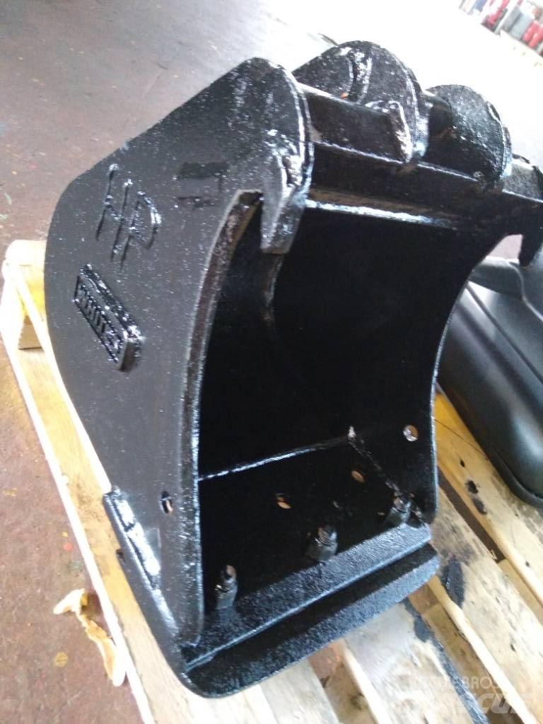 CAT 301.7 D Mini rýpadla < 7t