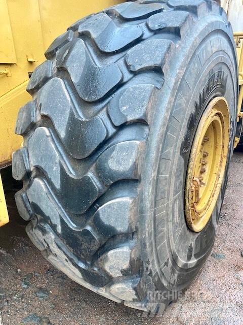 CAT 980 C Kolové nakladače