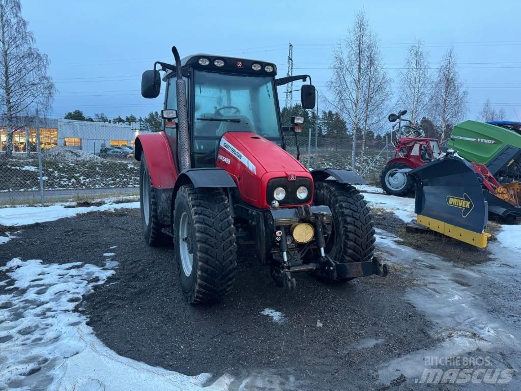 Massey Ferguson 5455 Traktory