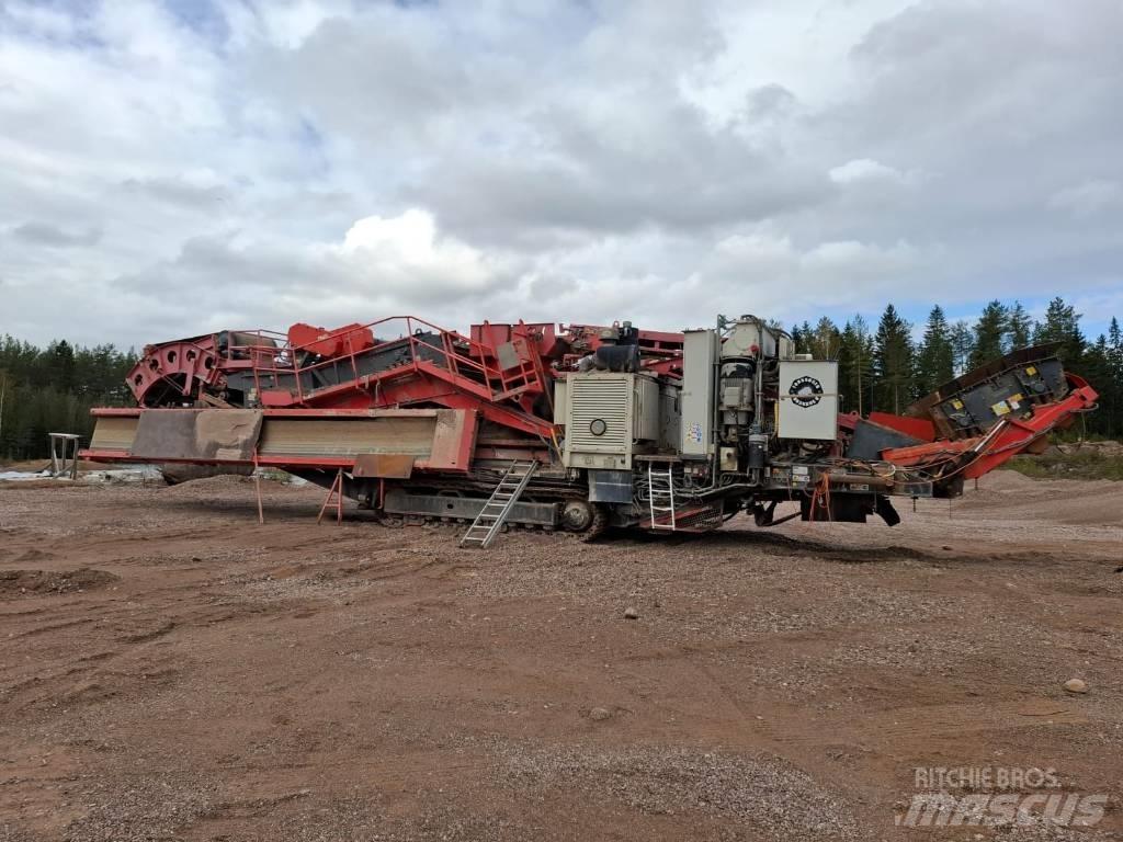 Sandvik UH 450 E Mobilní drtiče