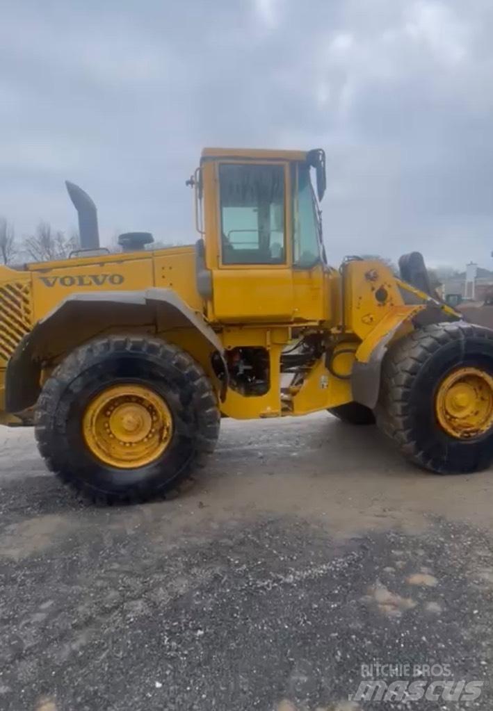 Volvo L 120 E Kolové nakladače