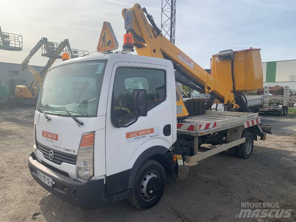 Nissan Cabstar Autoplošiny
