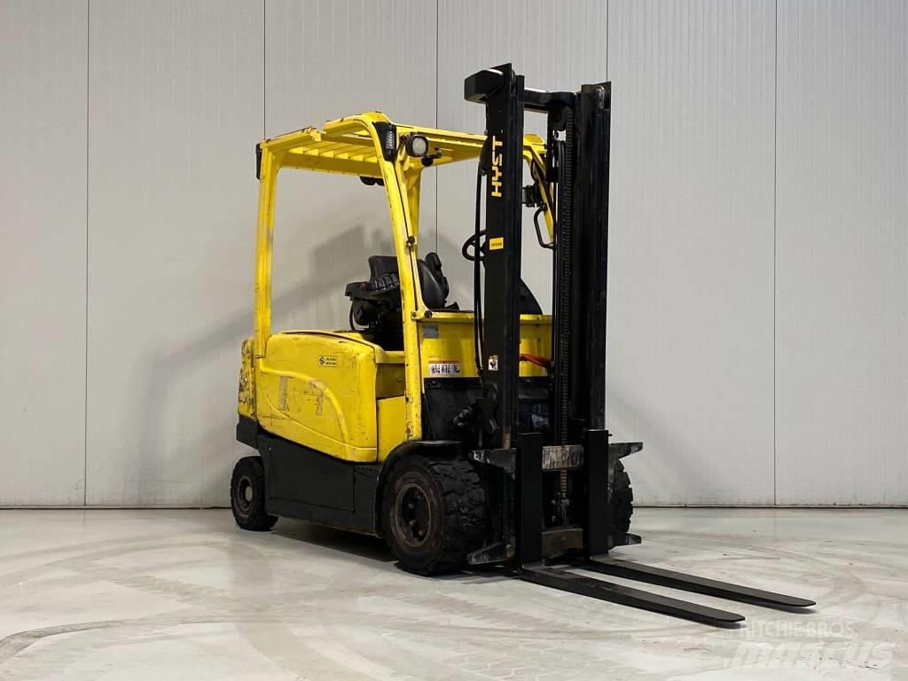 Hyster J3.0XN Akumulátorové vozíky