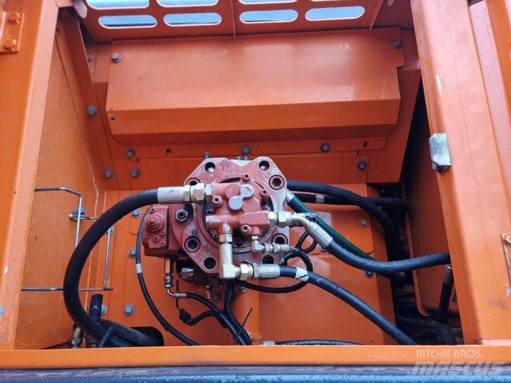 Doosan DX 255 LC Pásová rýpadla