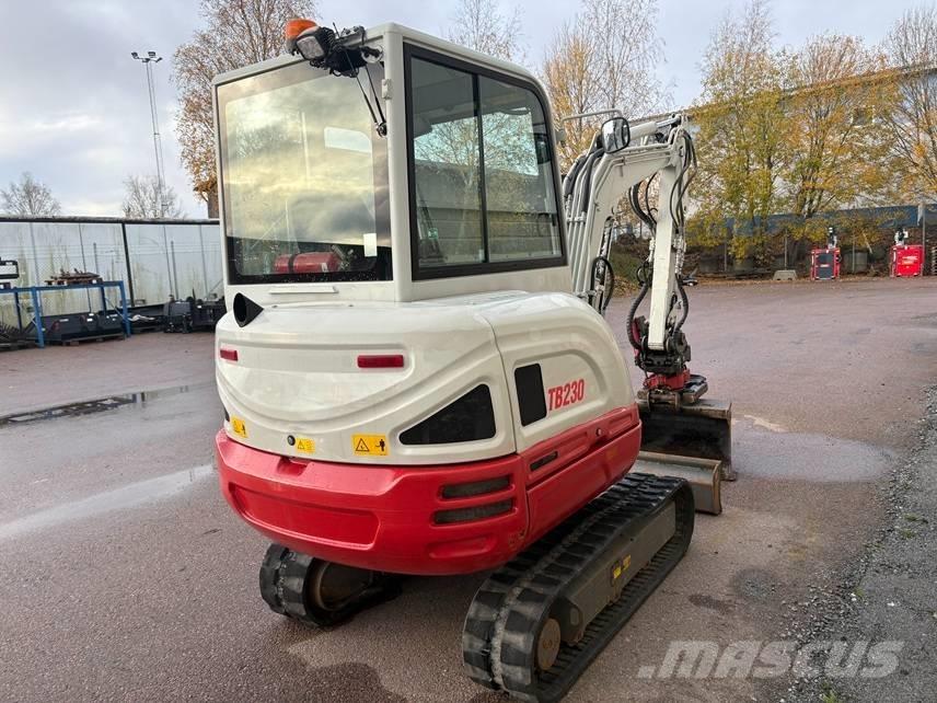 Takeuchi TB 216 Mini rýpadla < 7t