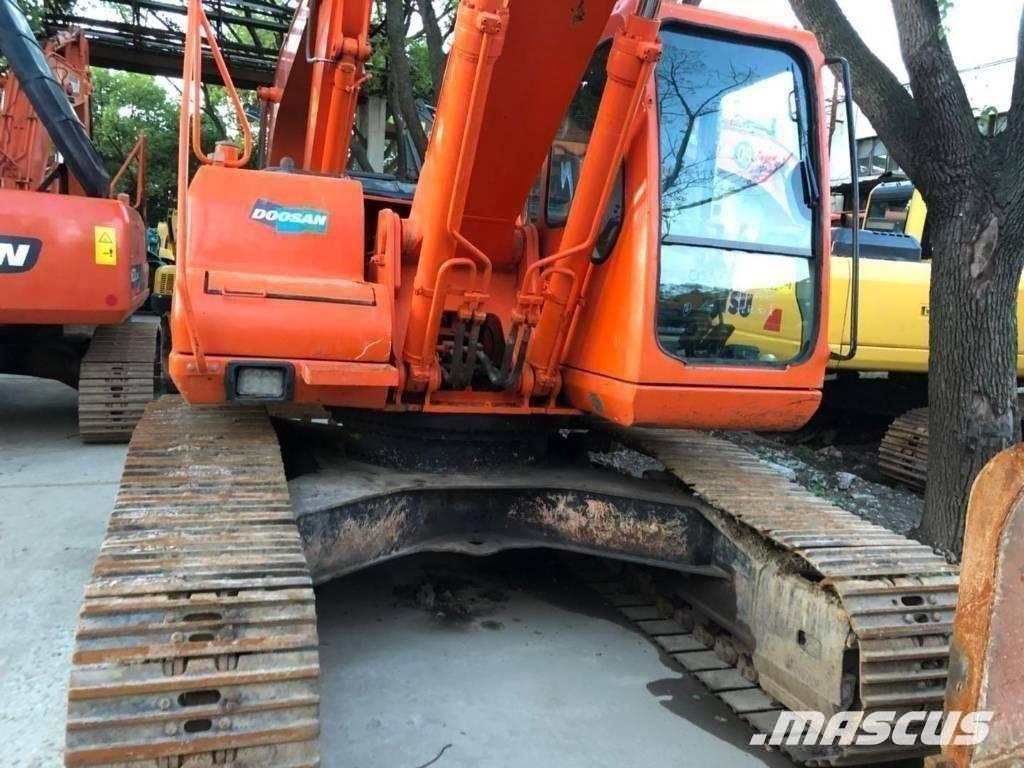 Doosan 220-7 Pásová rýpadla